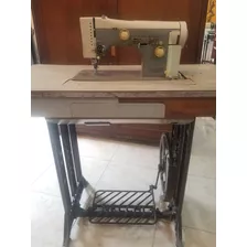 Maquina De Coser Necchi Super Nova Julia 534- Vintage- Itali