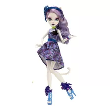 Monster High - Catrine Demew Gloom And Bloom - Draculaura