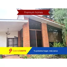 Casa De 2 Dormitorios En Venta, Playa Pascual, San José