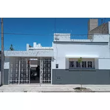 Venta Casa B° Centenario Con Pileta