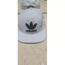 Gorra adidas