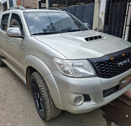 Persiana Trd Toyota Hilux 2012 - 2015 Foto 6