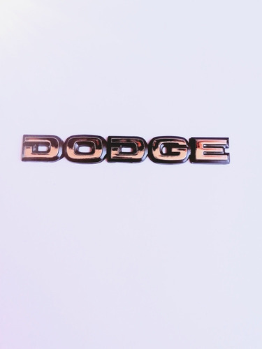 Emblema Letra Dodge Clsico  Foto 2
