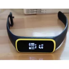 Samsung Galaxy Fit E Sm-r375 0.74 - Negro Y Amarillo