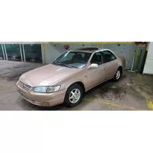 Toyota Camry 1997 2.2