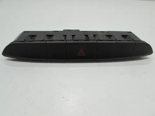 Botão Do Painel Pisca Alerta Fiat Uno 1.0 2019 4
