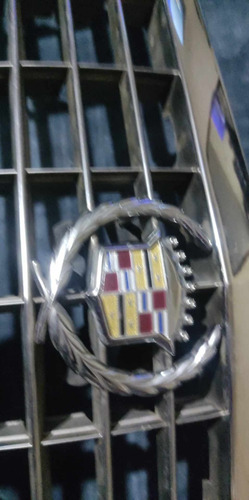Parrilla Con Emblema Original Cadillac Sedan Deville 1996 Foto 2