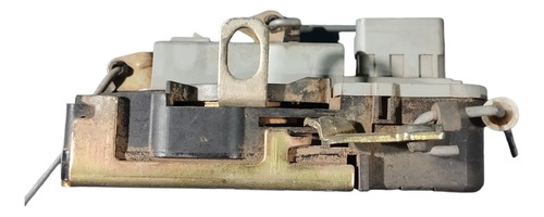 Fechadura Porta Dianteira Esquerda Peugeot 206 2009 2010