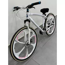 Bicicleta Bmw Rodado 26 Cambios Shimano