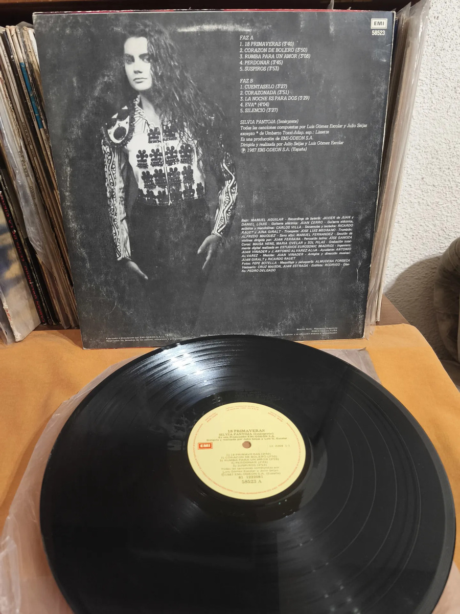Silvia Pantoja - 18 Primaveras - vinilo 1987