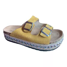 Sandalias Amarillo Mostaza Con Plataforma. Full Tendencia