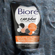 Bioré Exfoliador Carbón Natural Piel Con Granos Y Espinillas