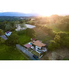 Hermosa Villa En Jarabacoa Disponible Para La Venta 