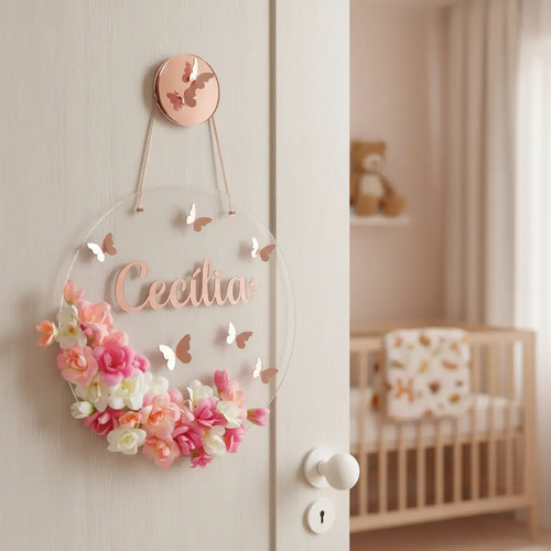 Enfeite Porta Maternidade Acrilico Nome Cecília Com Flores Flores Branca Rosa E Pink