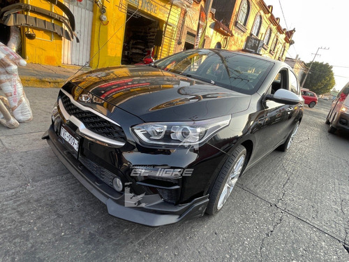 Kia Forte Lip Delantero Kia Forte Spoiler Frontal  Foto 6