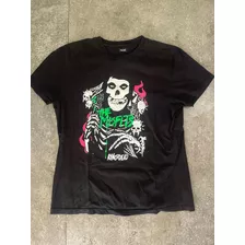 Remera Ay Not Dead En Perfecto Estado Negra Talle M