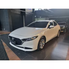 Mazda 3 Touring Hibrido Modelo 2025
