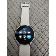 Samsung Galaxy Watch4 1.4 Caixa 44mm Prata Seminovo