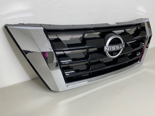 Parrilla Nissan Armada 2021 2022 2023 Foto 4