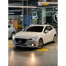 Mazda 3 Grand Touring 2.0
