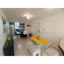 Te Alquilo Bello Apartamento, En Zona Centro Este, Conjunto Con Planta Y Piscina, Cocina Moderna Y Equipada, Con Facil Acceso A Comercios En General,contactame Y Hagamos Negocio.dennymar 2 4 1 8 7 0 7