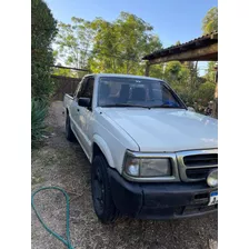 Mazda B2500 Cabina Y Media