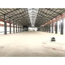 Deposito De 13.000 M2 A Estrenar En Barracas (c.a.b.a.) Distrito De Diseño