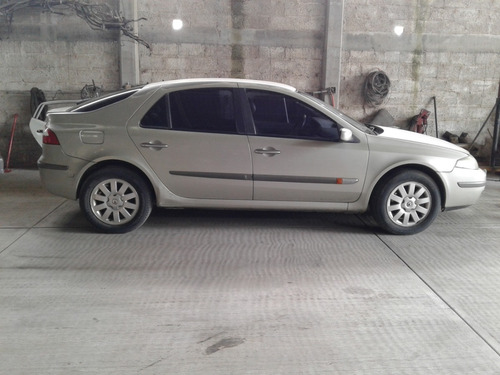 Maza Porta Mango Copiloto Renault Laguna V6 3.0 Aut.  02-07 Foto 9