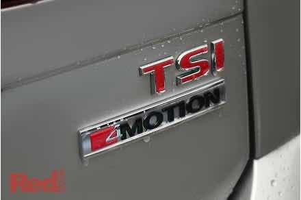 Emblema Tsi Rojo Grande Vw Jetta Passat Gti Golf Polo Tiguan Foto 3