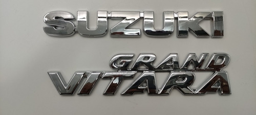 Foto de Suzuki Grand Vitara Sz Emblemas 