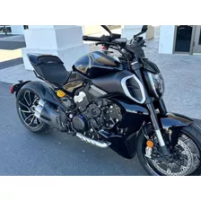 Used 2023 Ducati Sportbike Motorcycle Diavel V4 Thrilling 