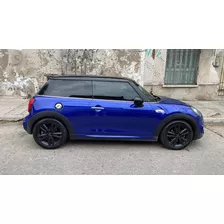 Mini Cooper S 2019 2.0 F55 Look Jcw 192cv