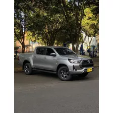 Toyota Hilux 4x4 Particular Y Pública 2024 Nuevas