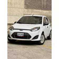 Ford Fiesta Automático