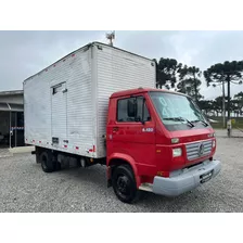 Caminhão Vw 8.120 Branco 4x2 Ano 2001 Carroceria Baú Furgão 