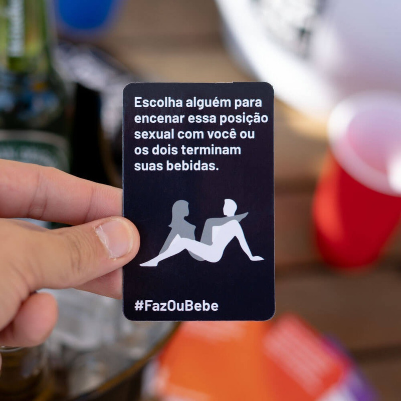 Jogo de Cartas Eu Nunca Malvadão Esquenta Drinking Game - Faz ou Bebe -  Deck de Cartas - Magazine Luiza