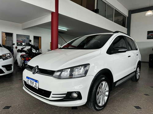 Volkswagen Suran 2019 1.6 Track