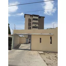 Moderno Tipo Estudio Semi Amoblado En Venta Cumaná Av. Universidad Sucre Venezuela