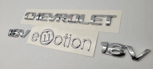 Chevrolet Aveo Emotion Emblemas Foto 4