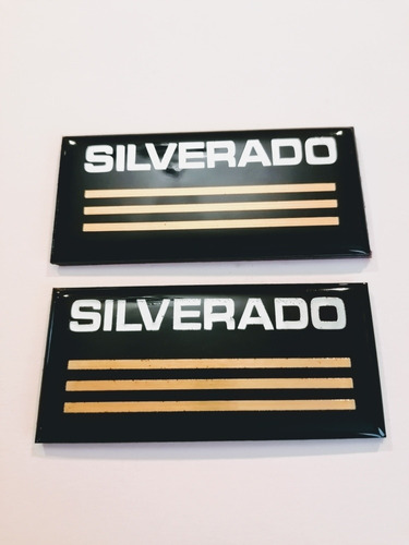 Par Emblemas Laterales Chevrolet Silverado 1984 - 1998 Foto 2