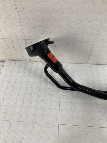 Manguera Tubo Gasolina Nissan Versa 2012-2019 Foto 4