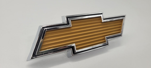 Chevrolet Trooper Emblema Persiana  Foto 2