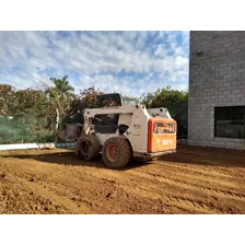 Alquiler De Mini Cargadora Bobcat Para Movimiento De Suelo 