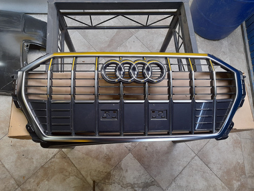 Parrilla Audi Q3 2019 Al 2024 Foto 2