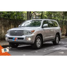 Toyota Land Cruiser 200 2012