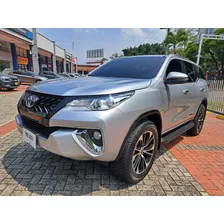 Toyota Fortuner Sw4 Street 2.7cc Aut 2020