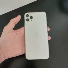 Celular iPhone 11