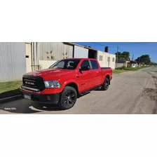 Dodge Ram Ram 1500 Laramie V8 