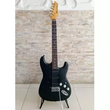 Guitarra Eléctrica Axl Player Deluxe Stratocaster Usada 