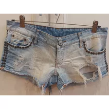 Short De Jean Ossira Con Roturas